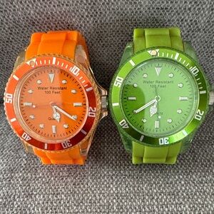 Green & Orange Water Resistant Quartz: fits small wrist.Measurements listed